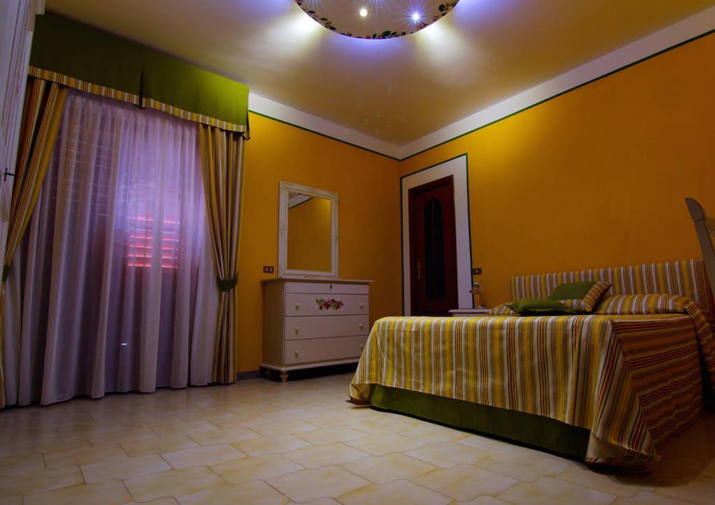 Villa Delle Camelie Gragnano Habitación foto